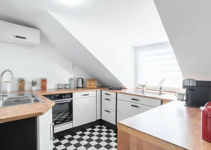 Ausstattung Garage Netflix Wlan Lejlighed *